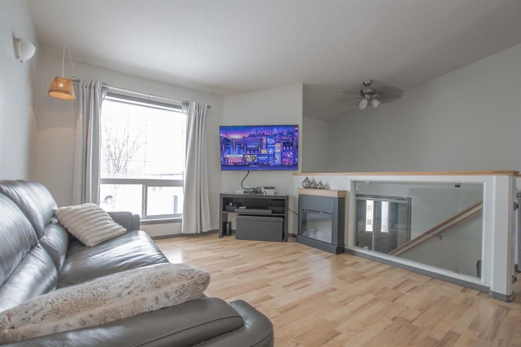 8725 65 Avenue  - Photo 3