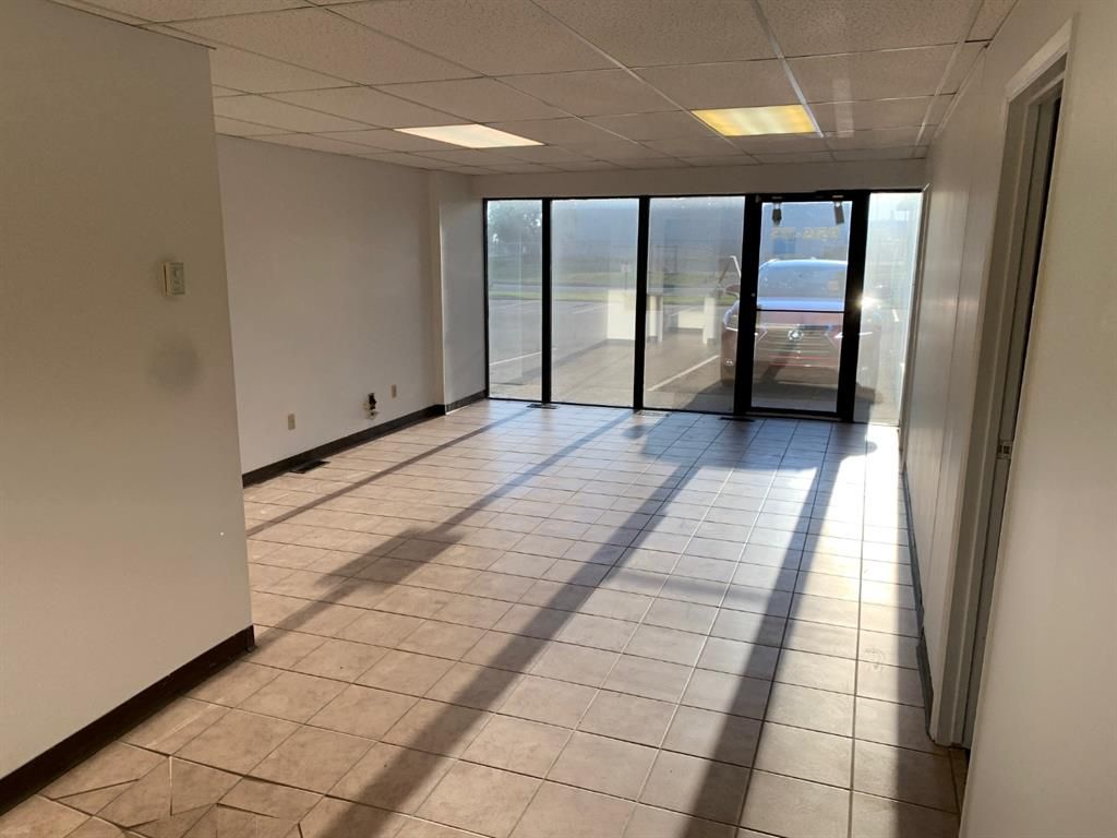 9515 113 Street  - Photo 4