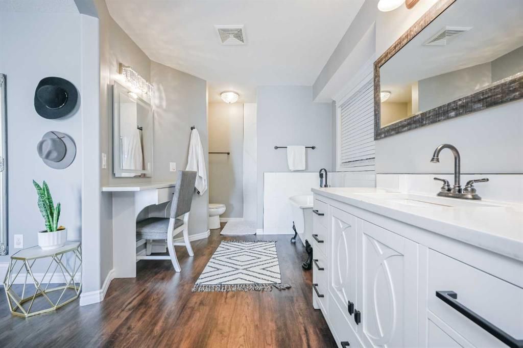 12505 105 Street  - Photo 17