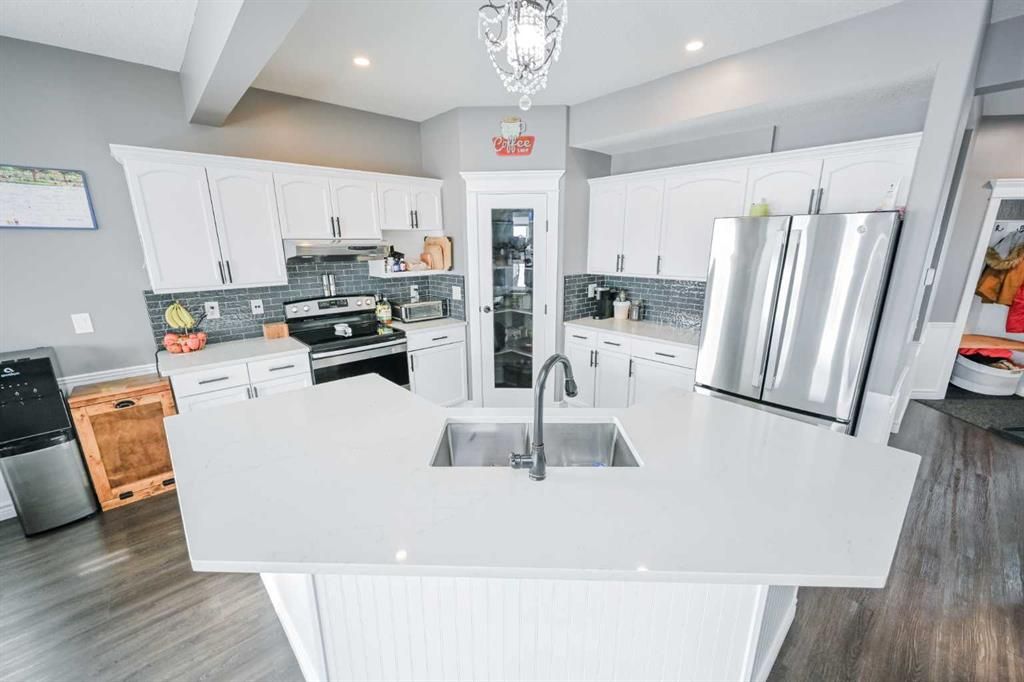 12505 105 Street  - Photo 9