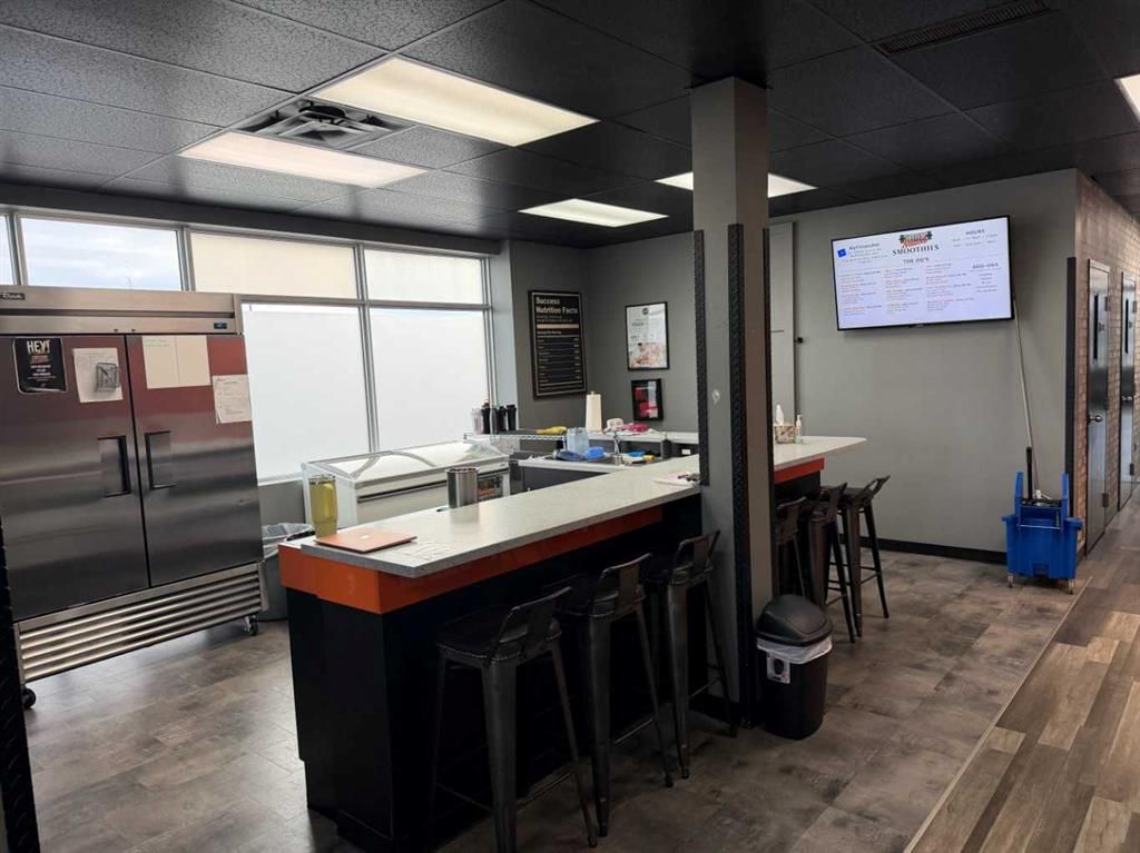 9502 117 Street  - Photo 4