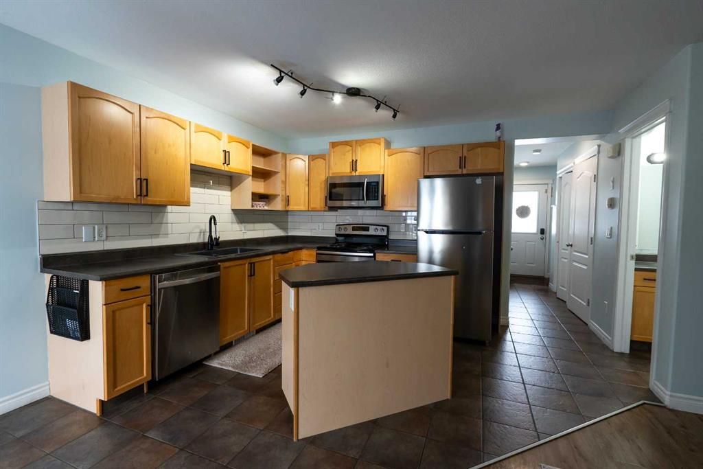 10341 70 Avenue  - Photo 4