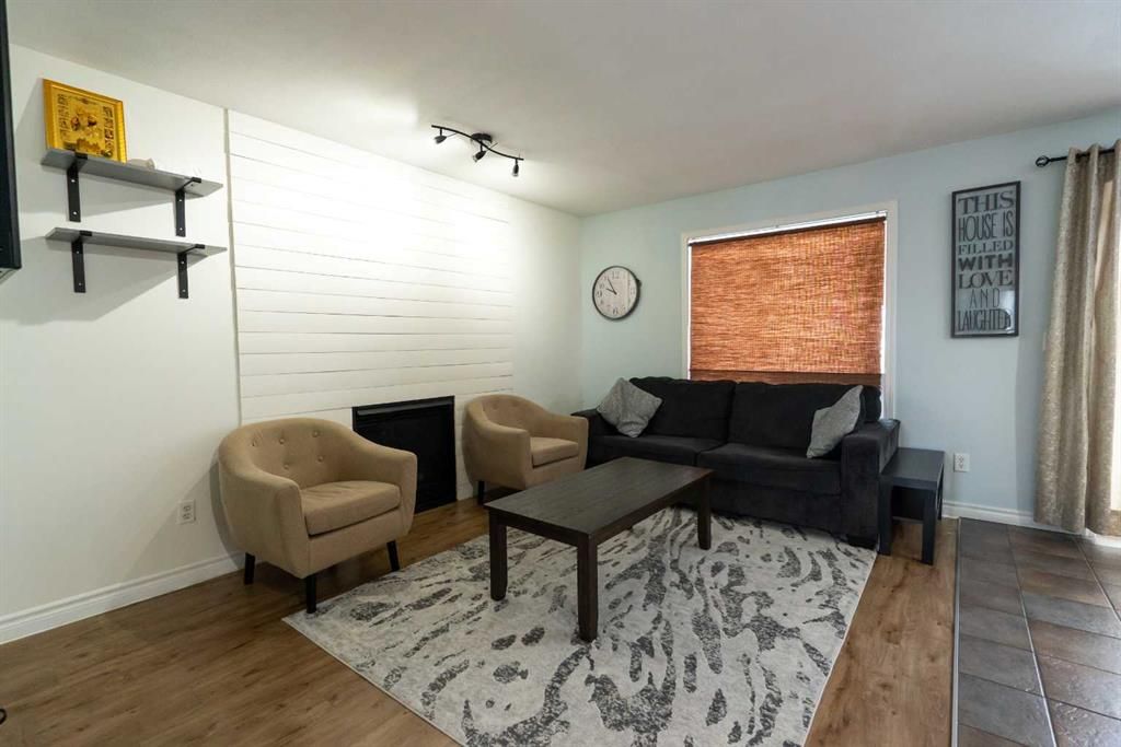 10341 70 Avenue  - Photo 8