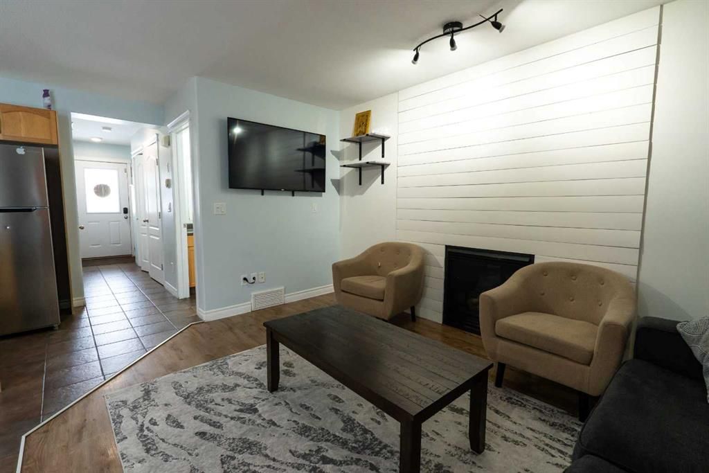 10341 70 Avenue  - Photo 9