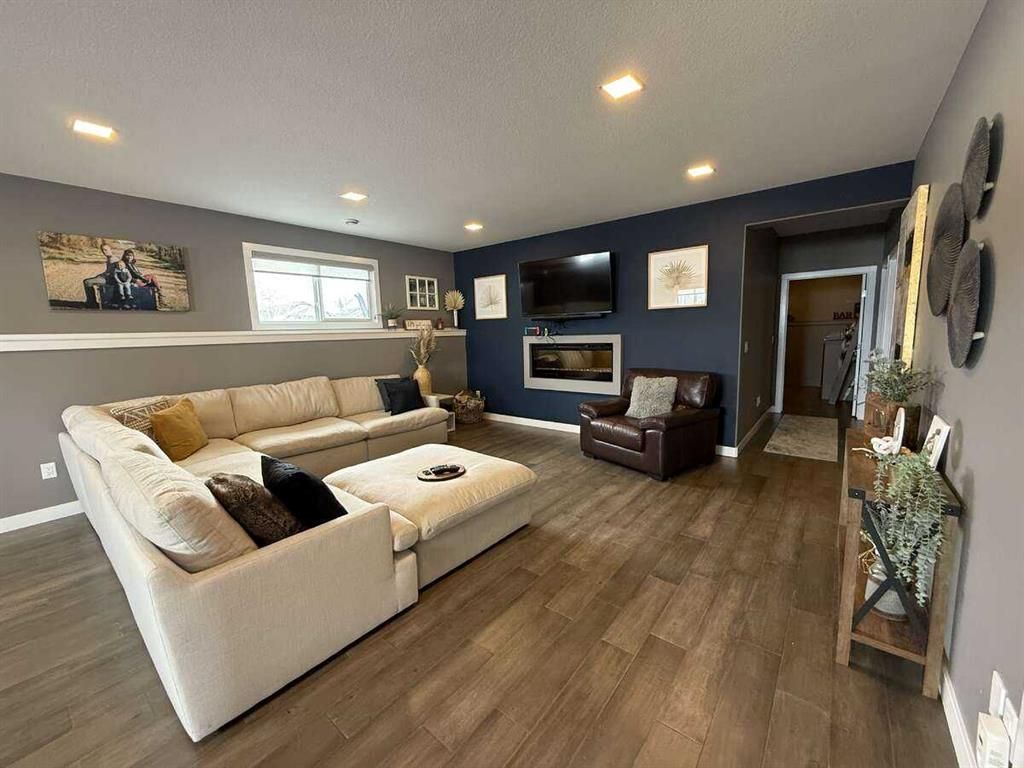 10522 101 Avenue  - Photo 16