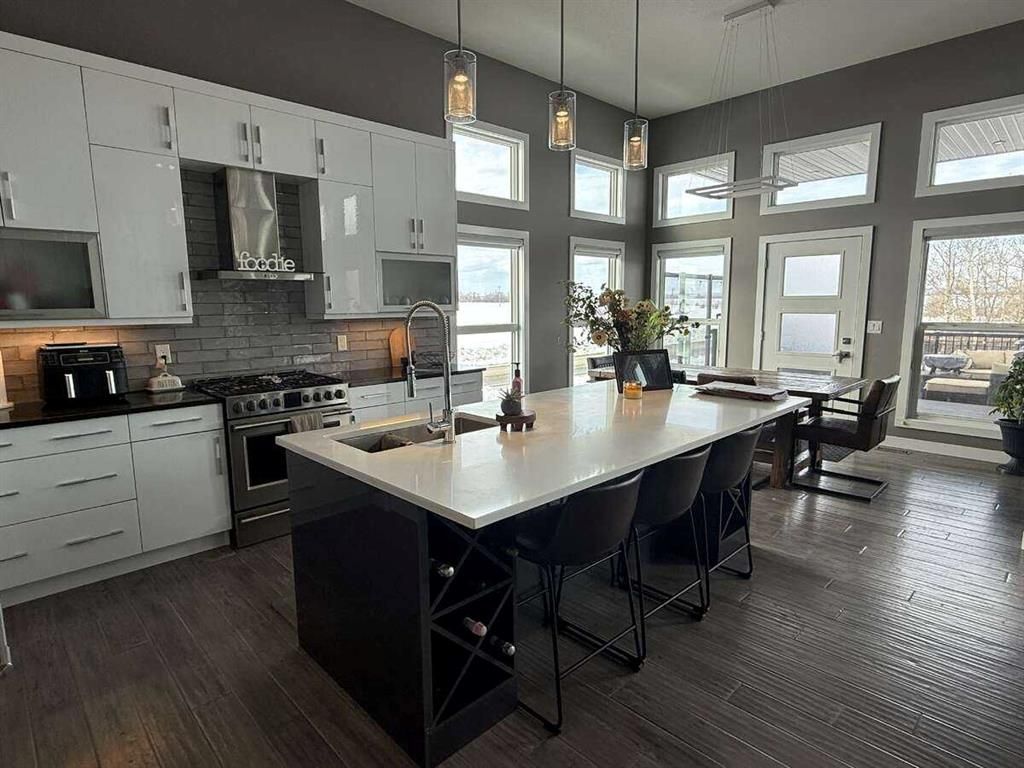 10522 101 Avenue  - Photo 3