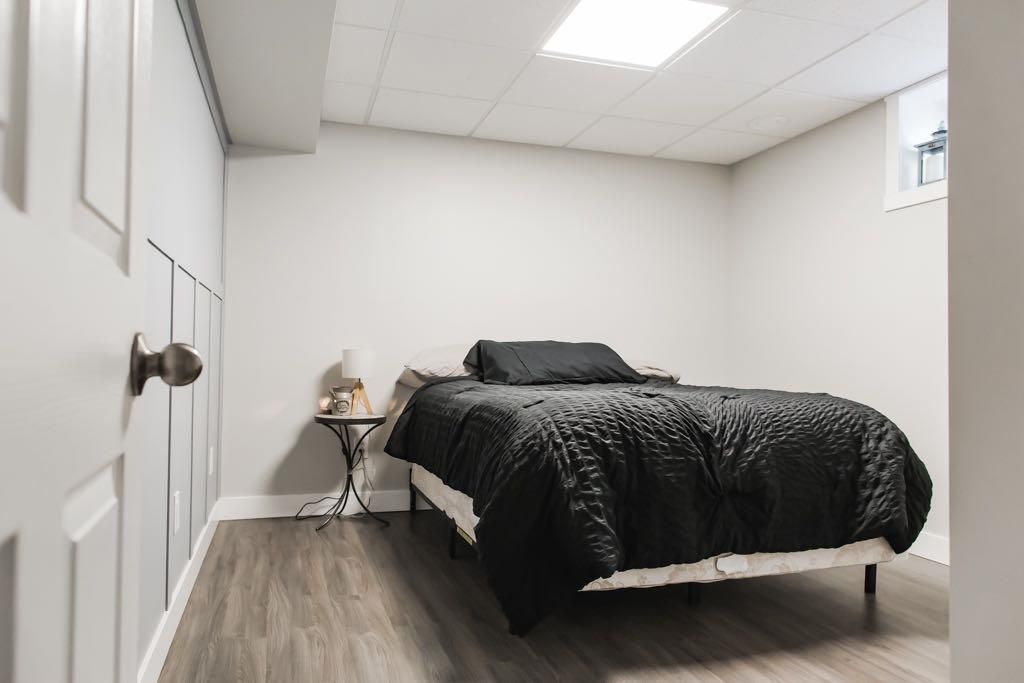 10124 110 Avenue  - Photo 41