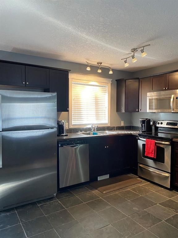 8453 102 Avenue  - Photo 18