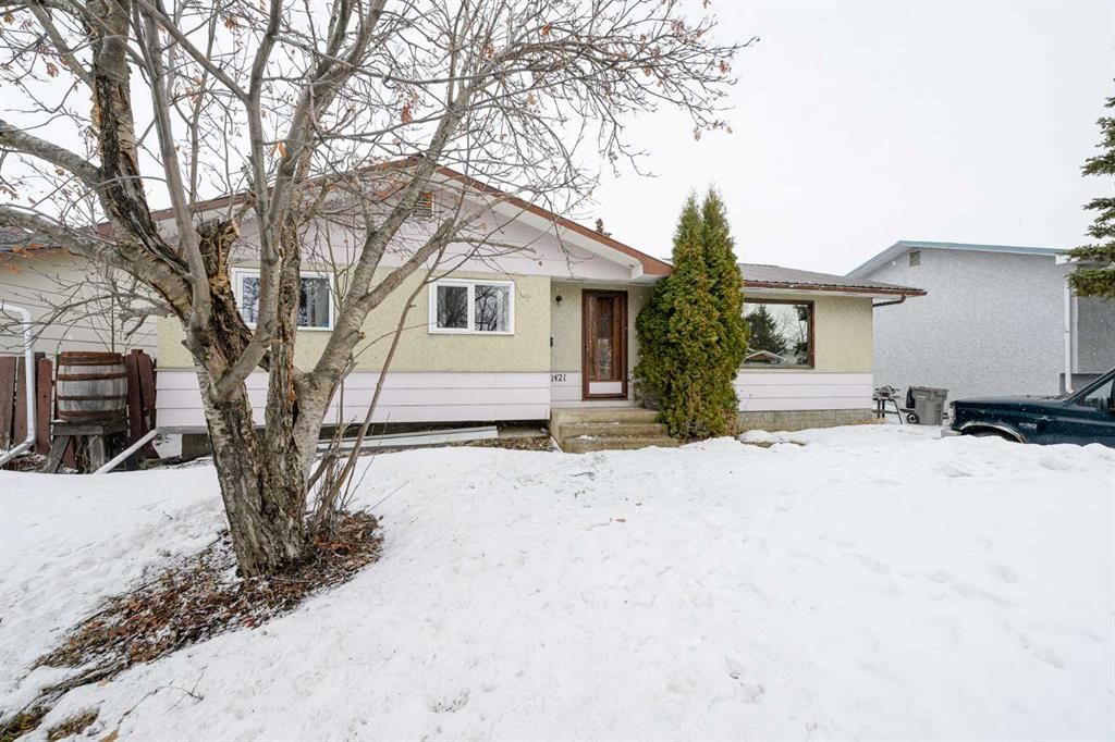 11421 96B Street  - Photo 1