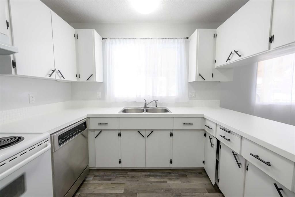 11421 96B Street  - Photo 10
