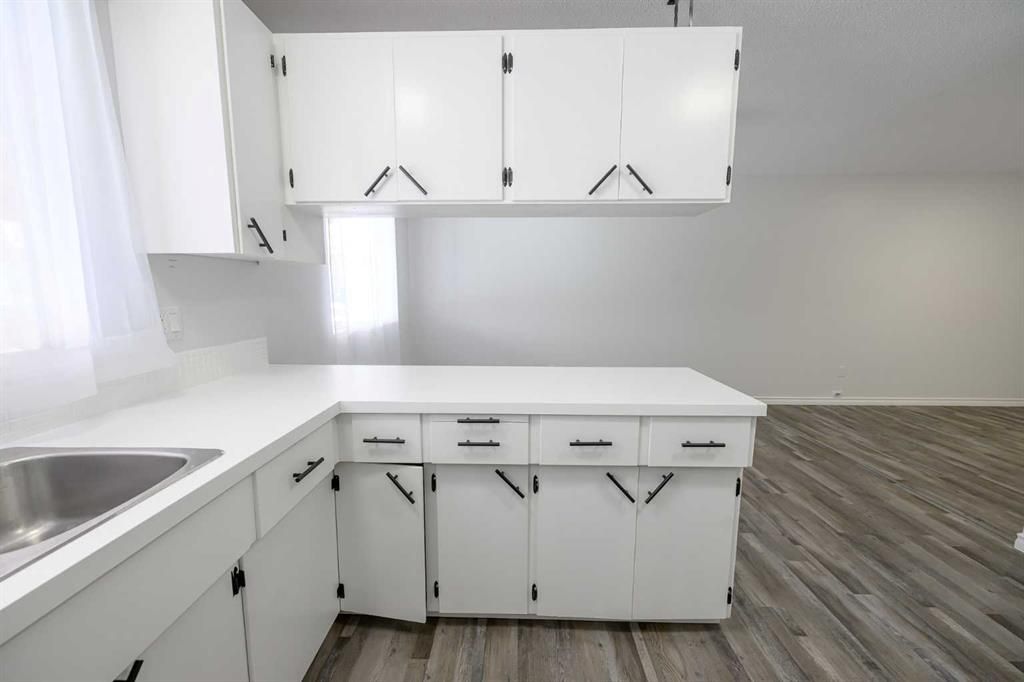11421 96B Street  - Photo 11