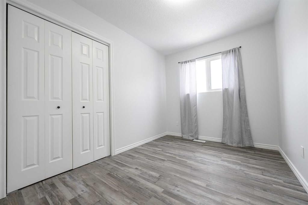 11421 96B Street  - Photo 18