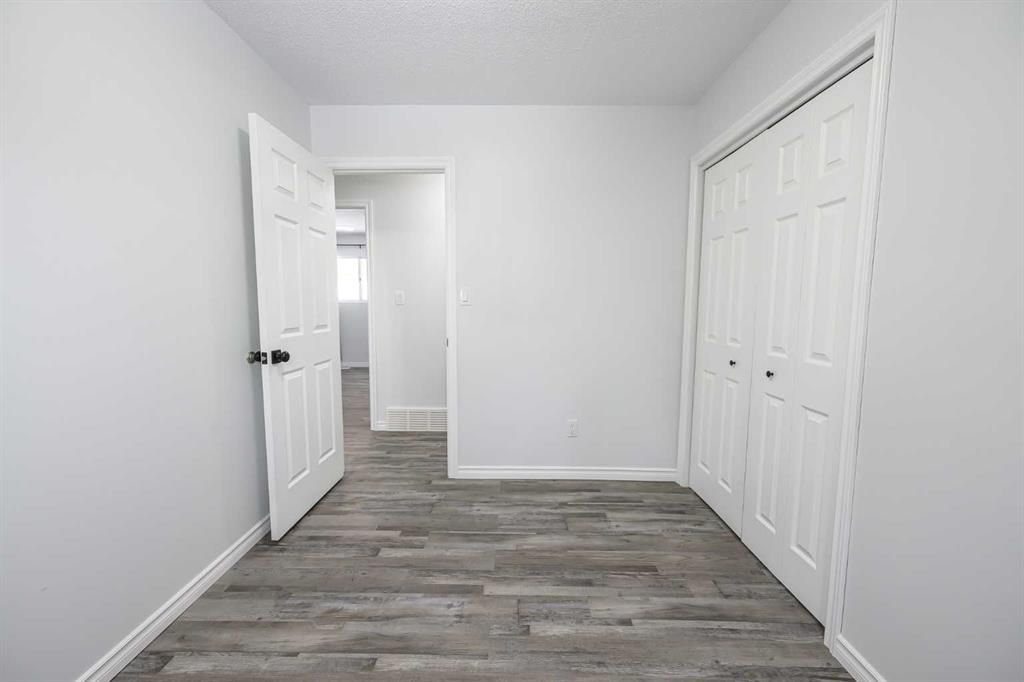 11421 96B Street  - Photo 19