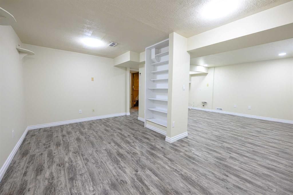 11421 96B Street  - Photo 24