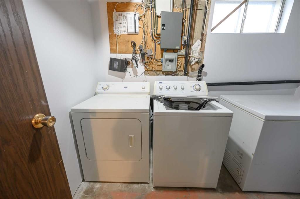 11421 96B Street  - Photo 28