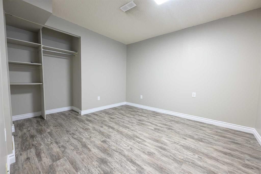 11421 96B Street  - Photo 30