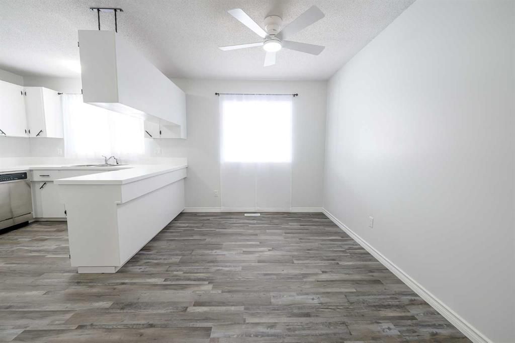 11421 96B Street  - Photo 8