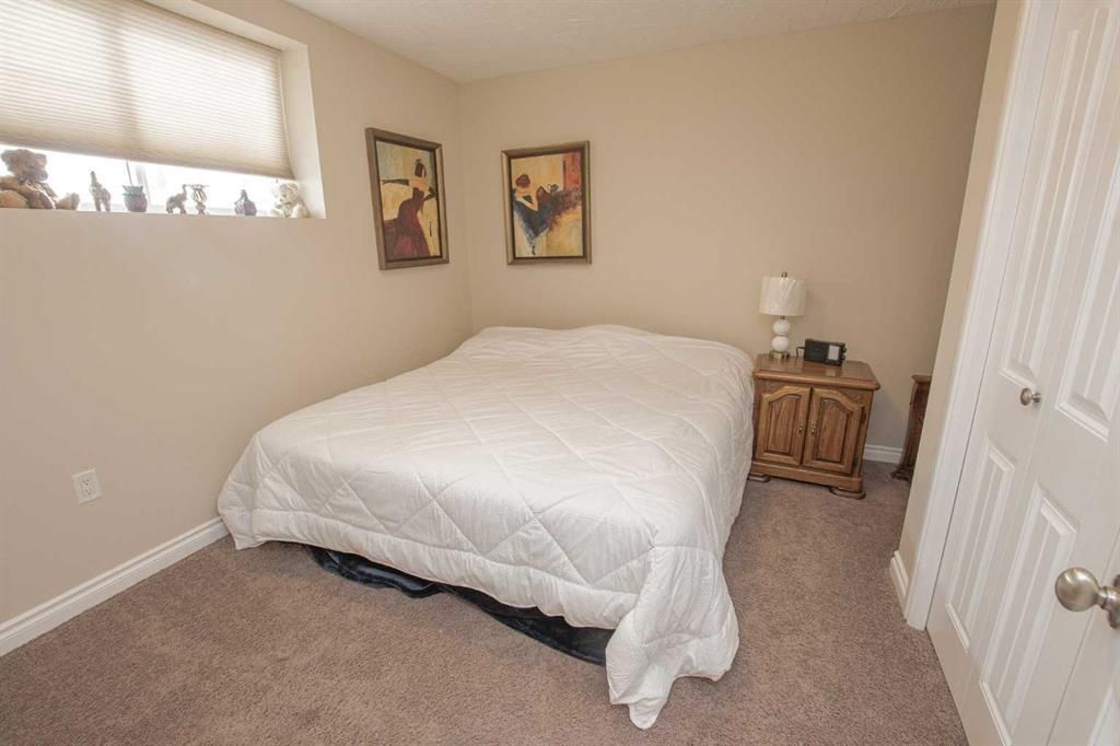 10809 Lexington Street  - Photo 32