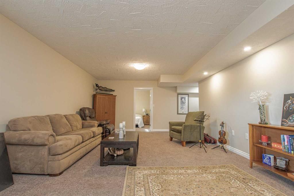 10809 Lexington Street  - Photo 38