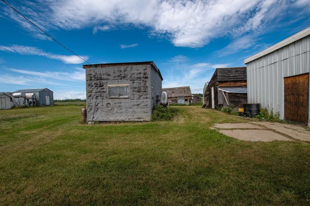 795008 Range Road 44   - Photo 31