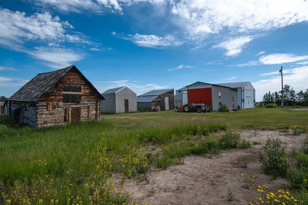 795008 Range Road 44   - Photo 32