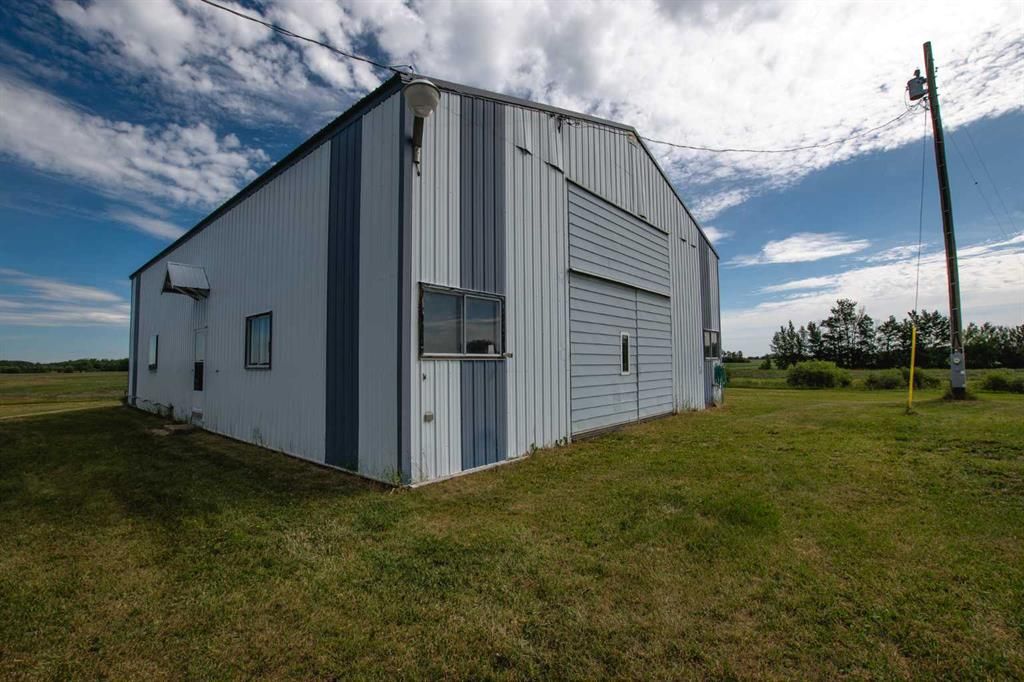 795008 Range Road 44   - Photo 8