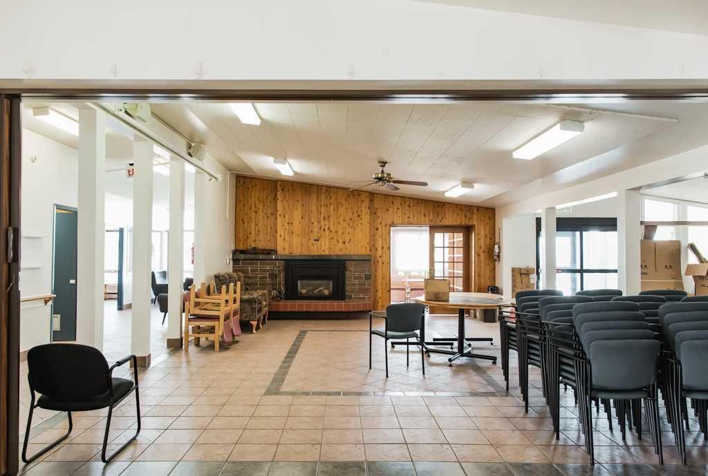5230 44 Avenue  - Photo 12