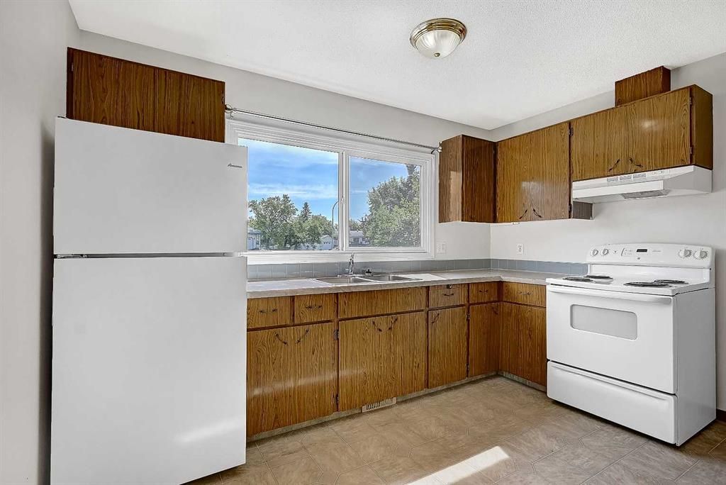 11448 97 Street  - Photo 9