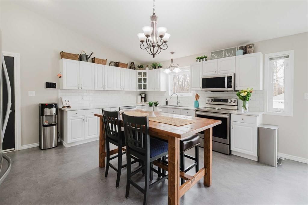 46, 711007 63 Range  - Photo 17