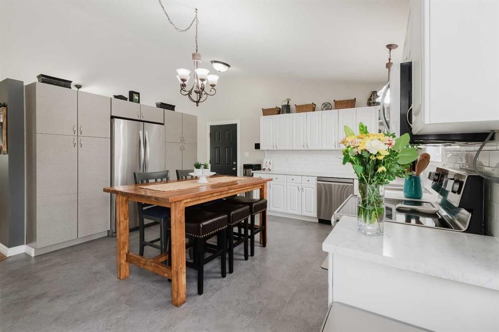 46, 711007 63 Range  - Photo 18