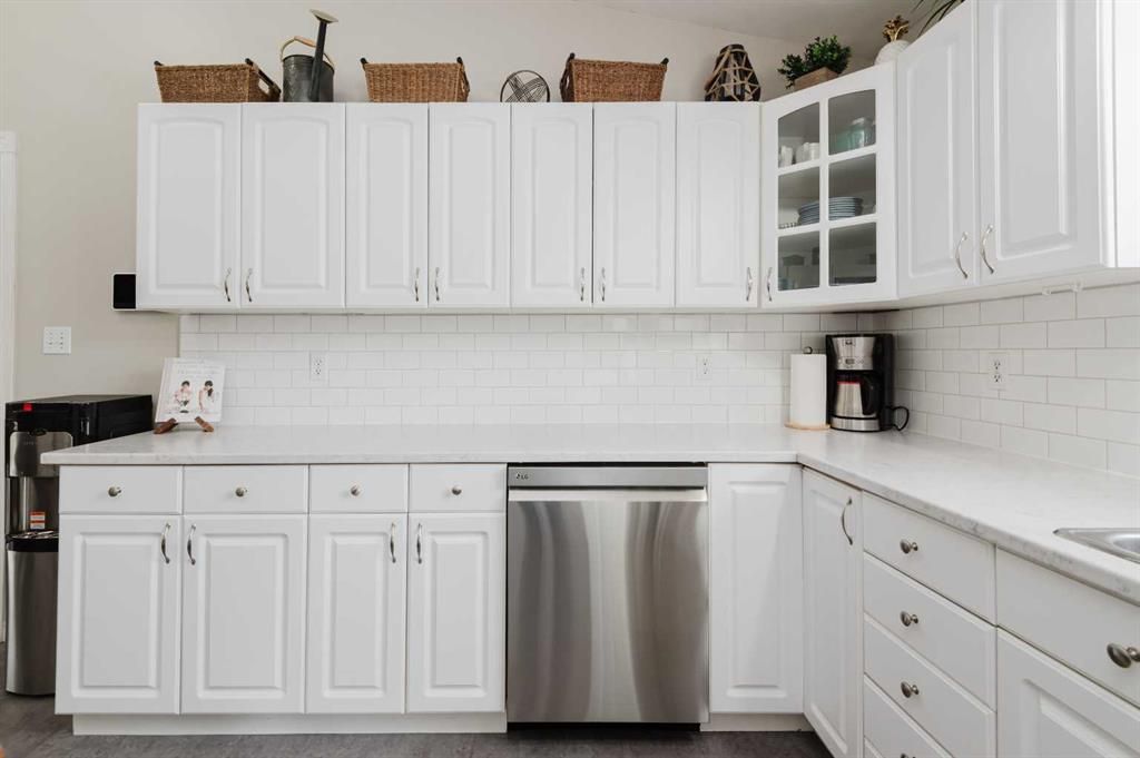 46, 711007 63 Range  - Photo 21