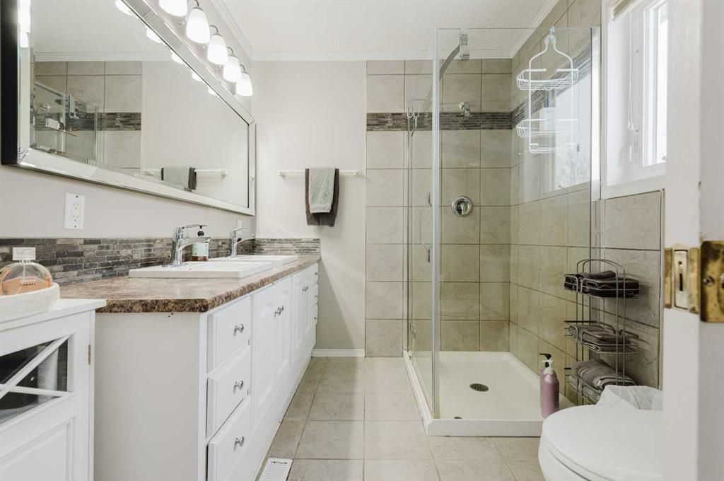 46, 711007 63 Range  - Photo 28