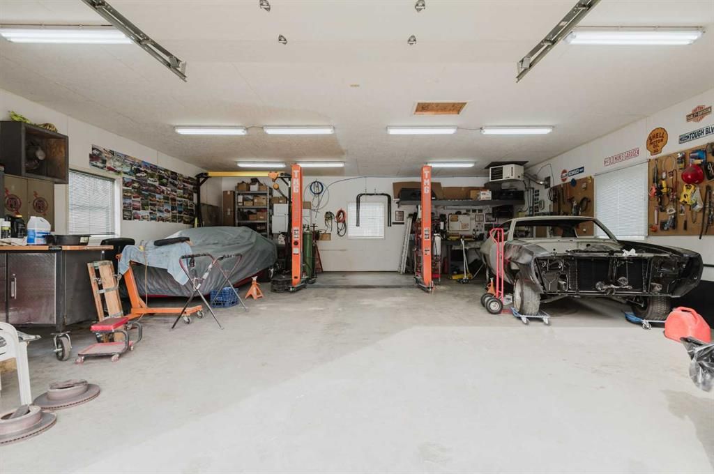 46, 711007 63 Range  - Photo 48