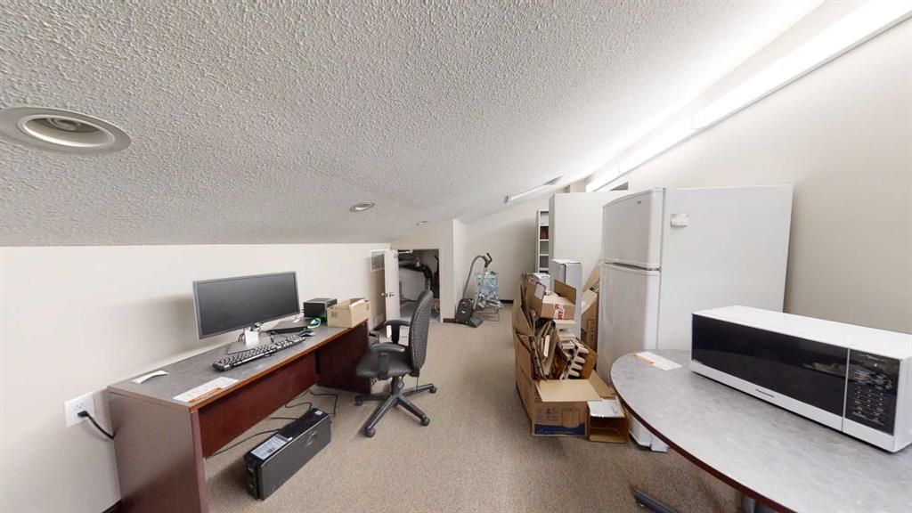 101, 102 109, 9824 97 Avenue  - Photo 37