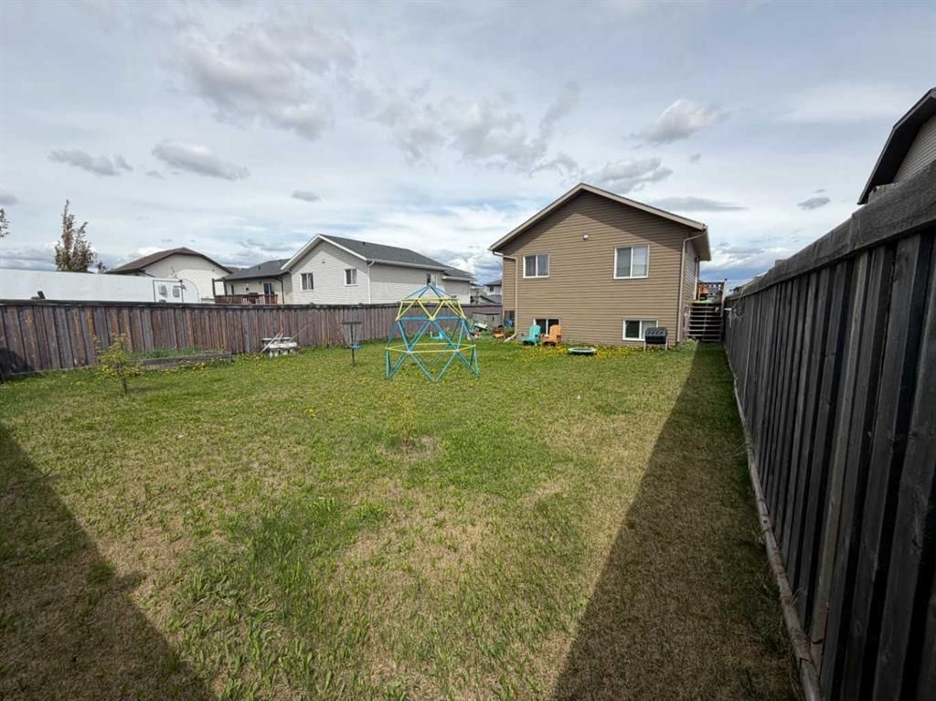9520 92 Street  - Photo 16
