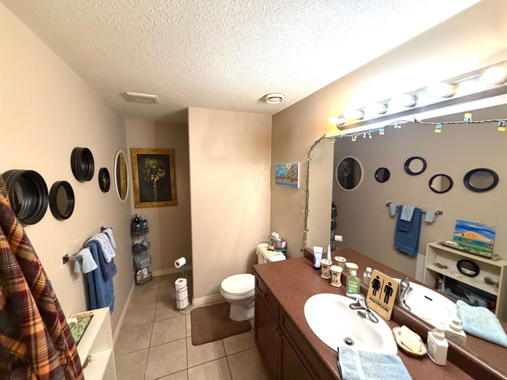 8821 Lakeland Drive  - Photo 13