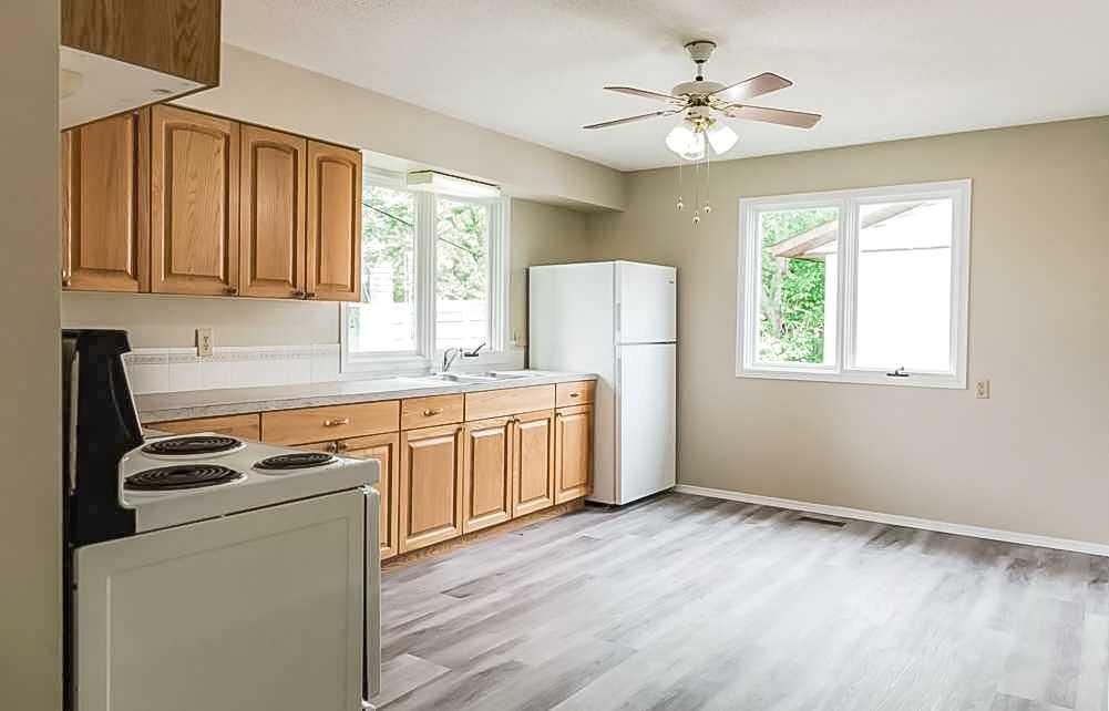 9616 91B Avenue  - Photo 11