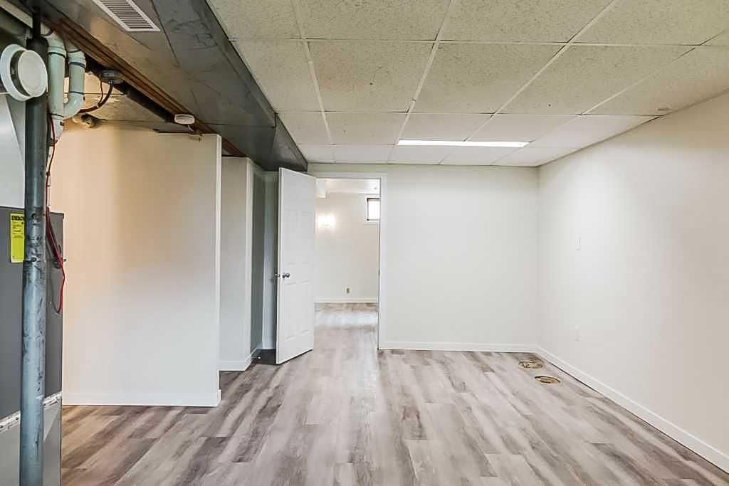 9616 91B Avenue  - Photo 23
