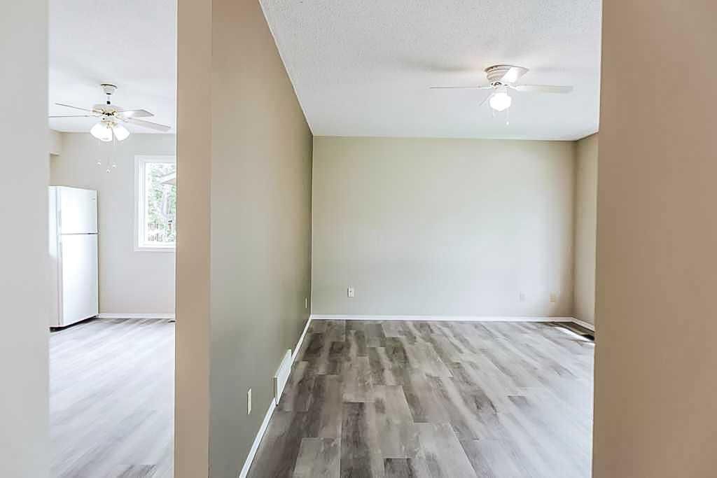 9616 91B Avenue  - Photo 7