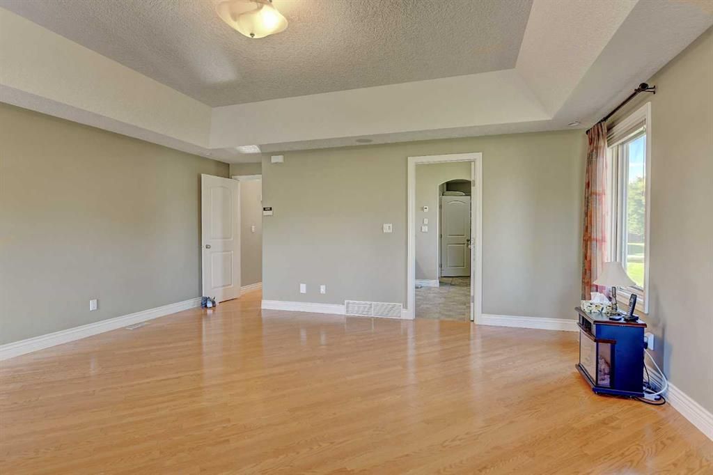 1716 60017 TWP RD 704A   - Photo 21