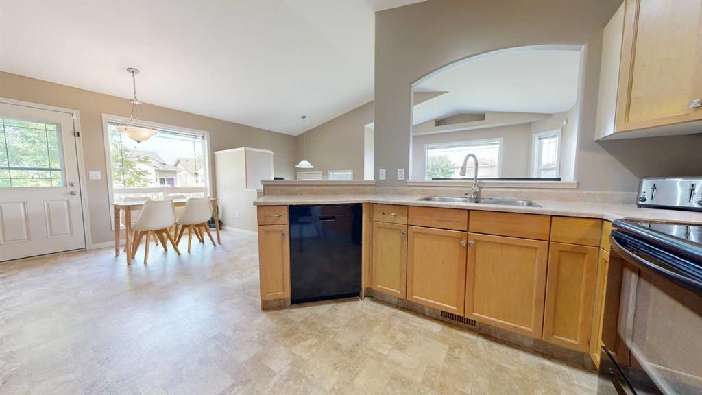 8941 70 Avenue  - Photo 13
