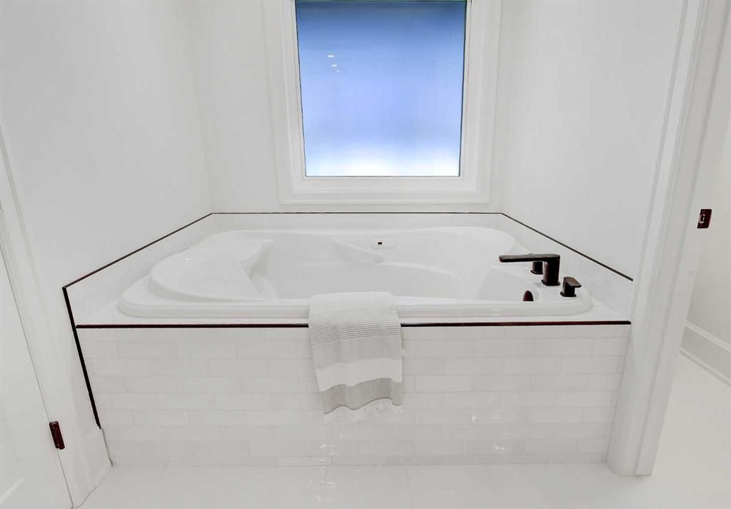 10617 154a Avenue  - Photo 33