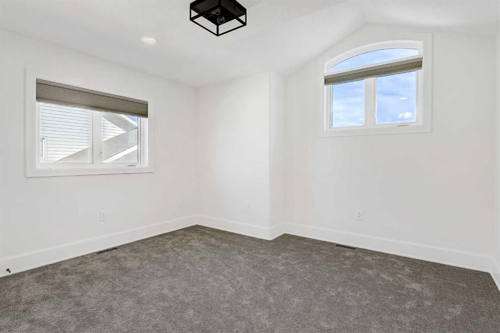 10617 154a Avenue  - Photo 36