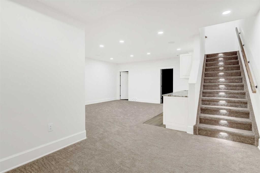 10617 154a Avenue  - Photo 39