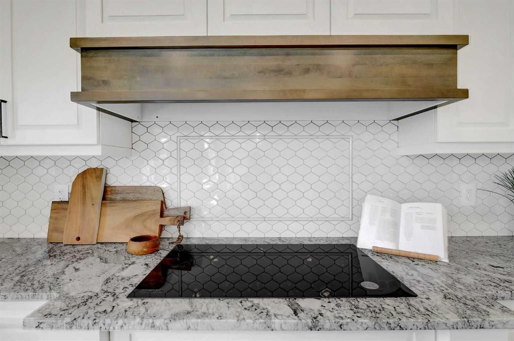 10617 154a Avenue  - Photo 7