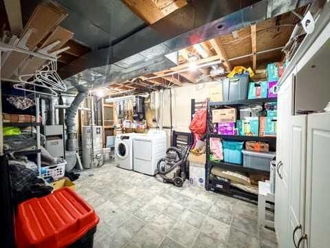 8218 Mission Heights Drive  - Photo 20