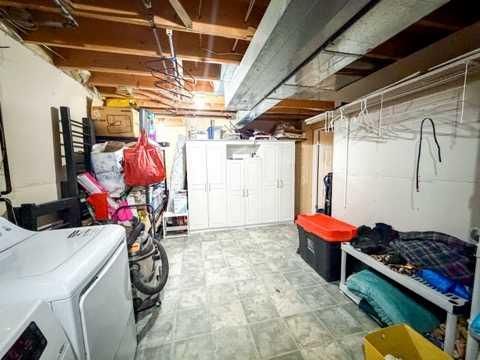8218 Mission Heights Drive  - Photo 21