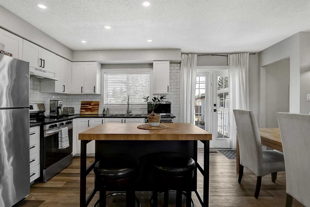 8503 100 Street  - Photo 11