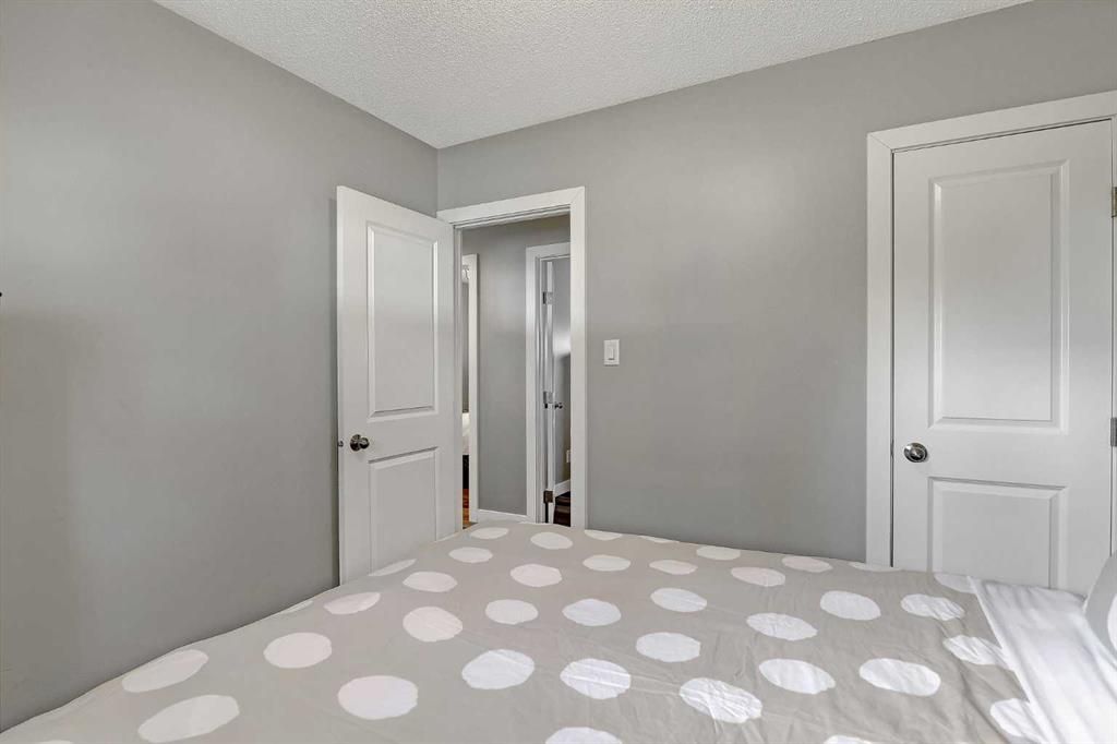 8503 100 Street  - Photo 23