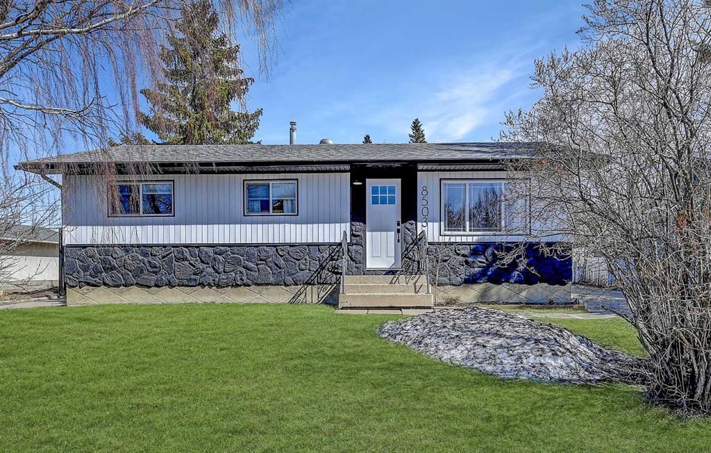 8503 100 Street  - Photo 3